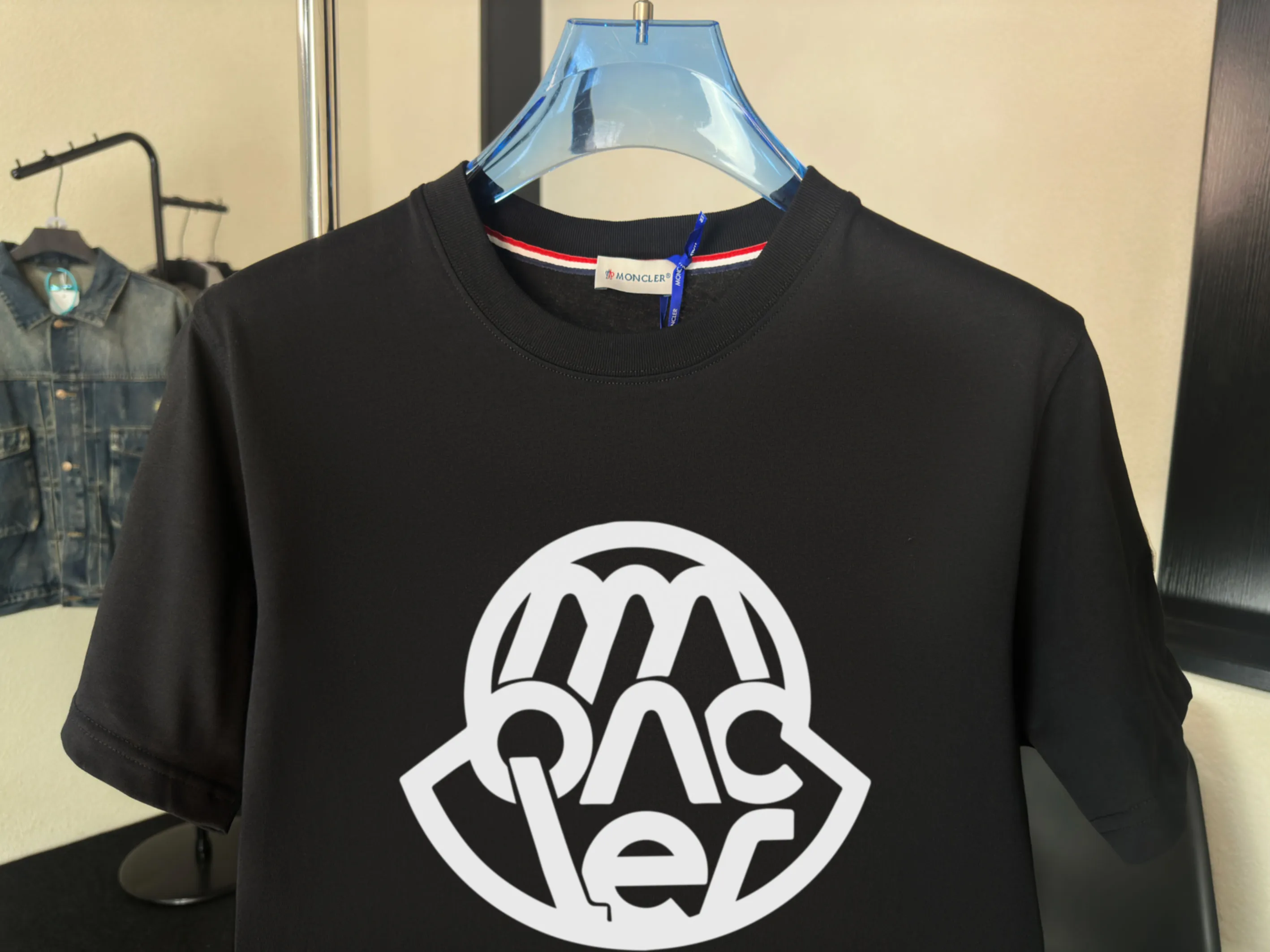 《 ~NFC ~ 》《Moncler~ 》2025New Arrival Quality T , Versatile Quality ！ ‼ 32 250G ‼ ， ， ， ， T 🤪 Sizes：S-M-L-XL-2XL ：Black，White， Same Style